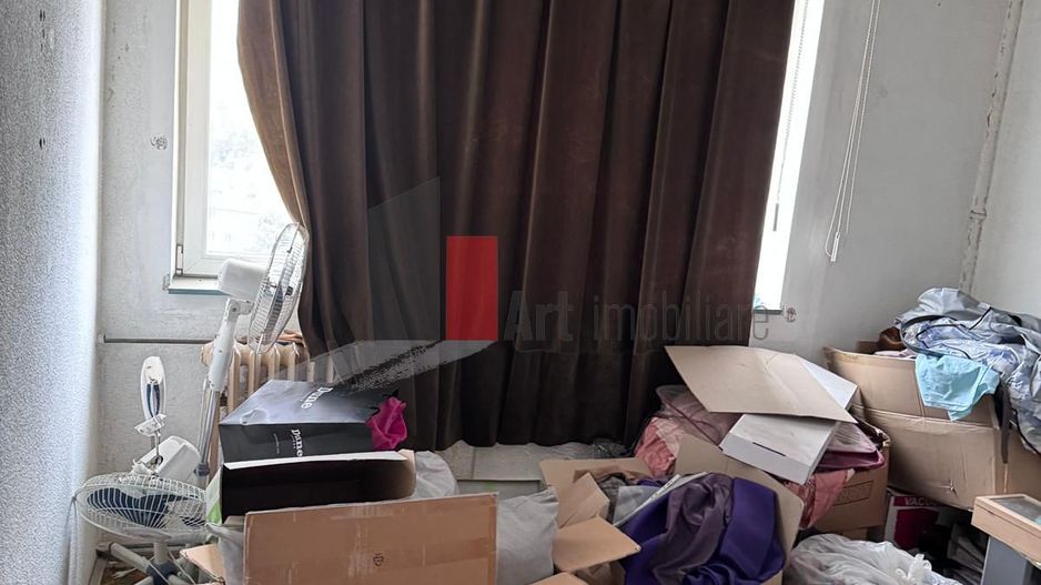 Vânzare apartament 3 camere Piața Progresu - Poză 12