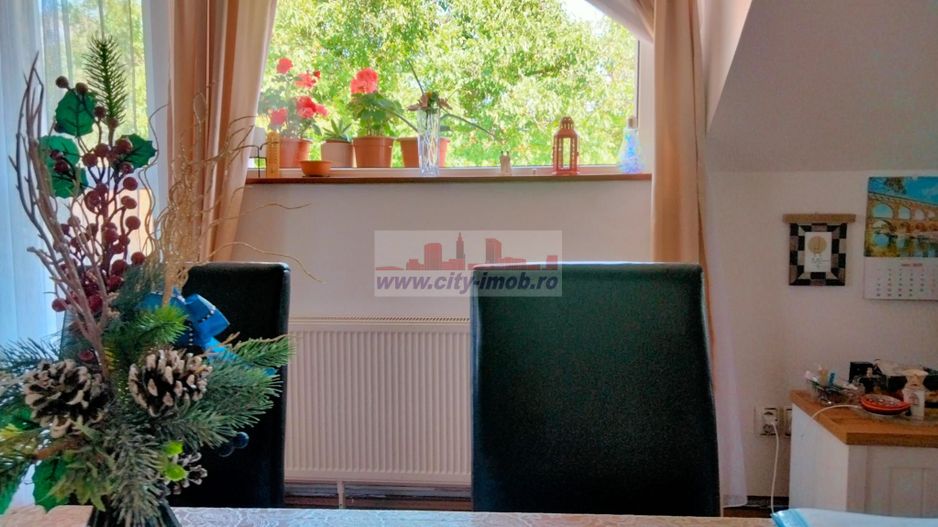 Vanzare apartament doua camere Busteni - Poză 13