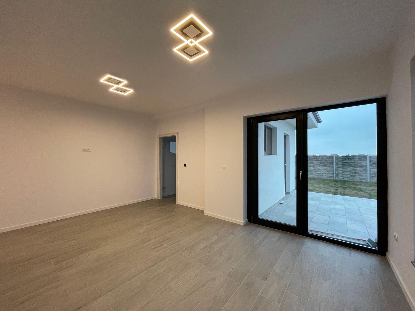 Duplex 86mp - 125.000 EURO - Urseni - Poză 2