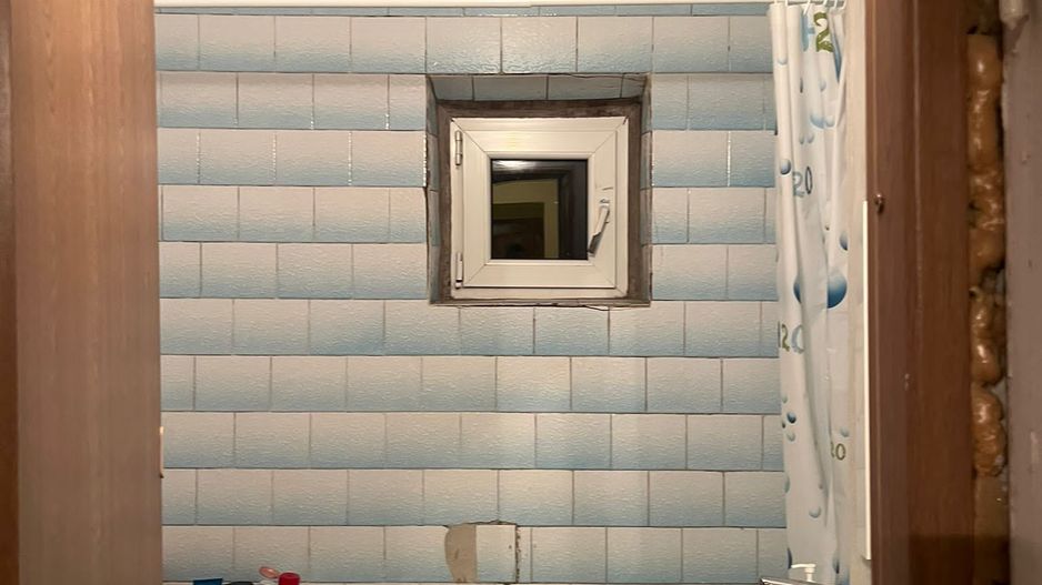 De vanzare apartament 3 camere Micro 16, etaj 4/4, 65.000 euro negociabil - Poză 2