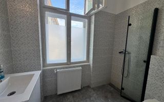 Apartament de inchiriat in centrul istoric - Poză 8