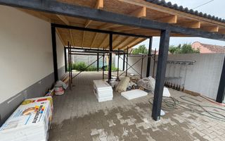 Carport. Toate utilitatile. In vatra veche la asfalt. - Poză 22