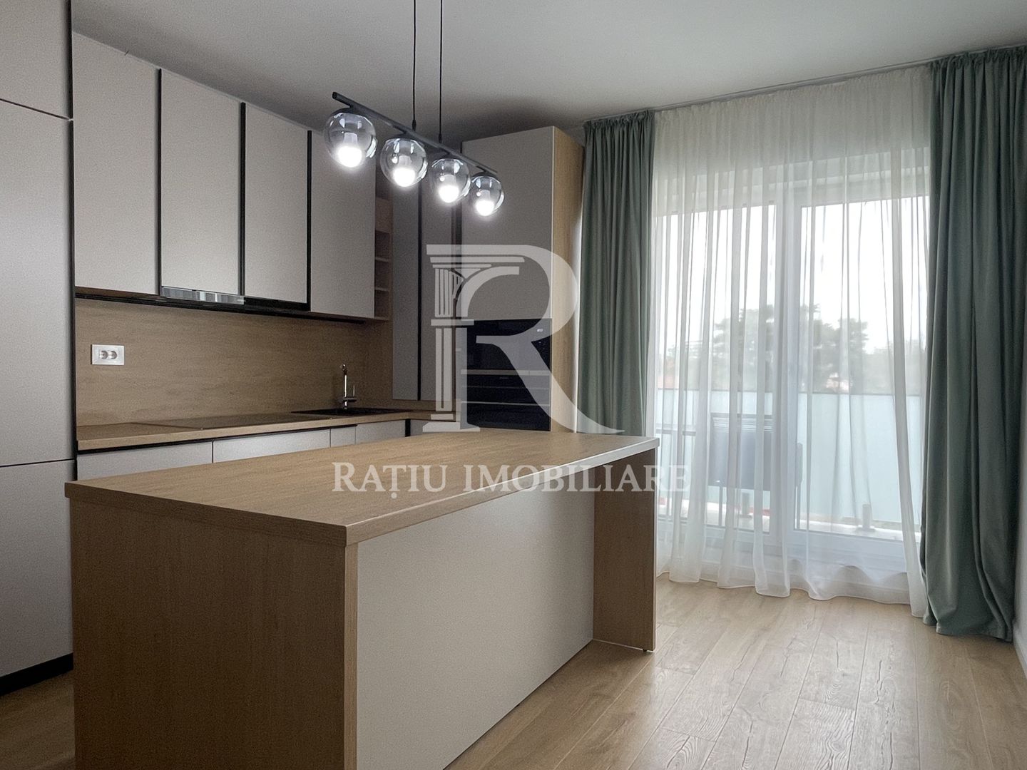 Apartament nou cu 2 camere + parcare subterană | Central | Oradea - Poză 1