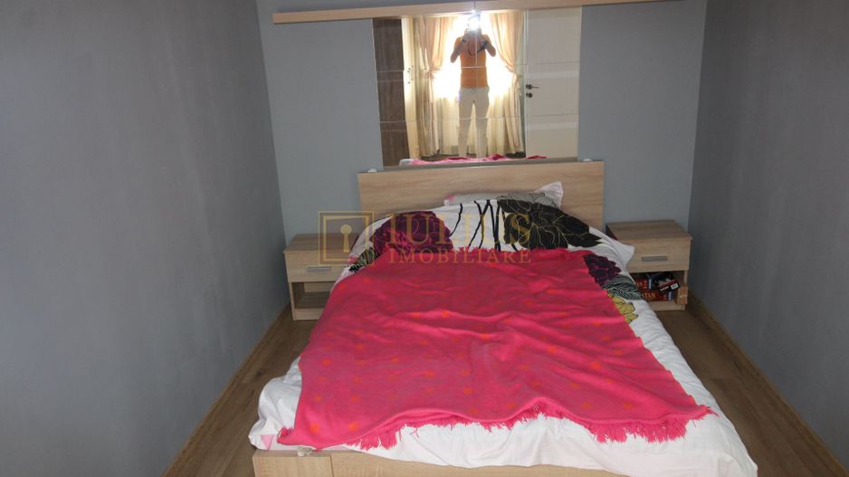 Ideal pentru doctori, asistente, vizavi de spitalul judetean, centrala proprie - Poză 1