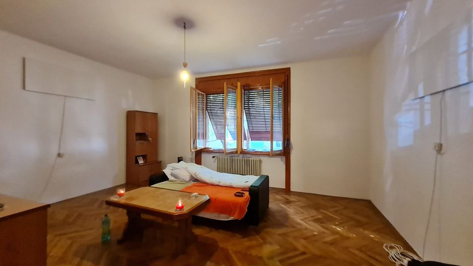 Apartament generos zona Piata 700 - Poză 15