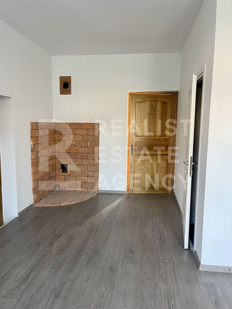 De vânzare – Clădire impresionantă, 11 camere, 9 dormitoare, Păcurari - Poză 17