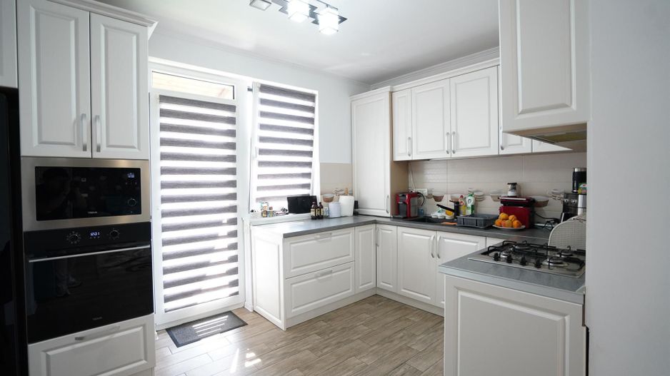 Casa la cheie la intrare in Santandrei - Poză 13