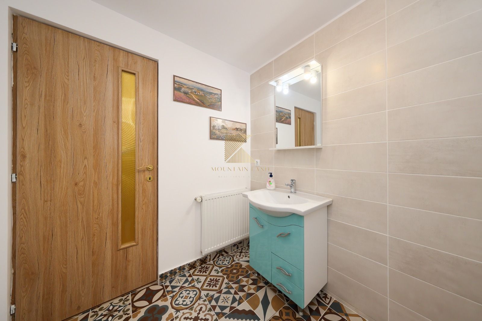 Proprietate mixtă cu spațiu comercial și locuință, Cristian - Poză 13