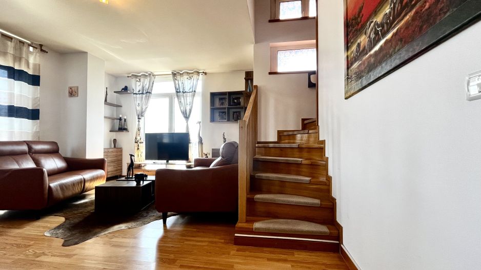 Apartament 3 camere, elegant, pe 2 niveluri,  cu garaj,  zona Aradului - Poză 6