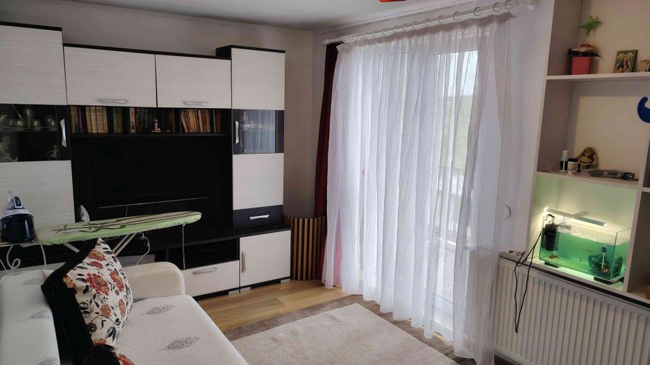 Vilă, 5 camere, 142 mp, teren 1 000 mp,  Paleu. 160 000 E. Comision 0 - Poză 6