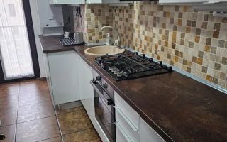 3 CAMERE DECOMANDAT - ETAJ INTERMEDIAR - VALEA LUPULUI - Poză 3