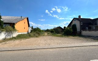 Teren intravilan | De vanzare | 2200 mp | 20 ml deschidere | Cetate - Poză 2