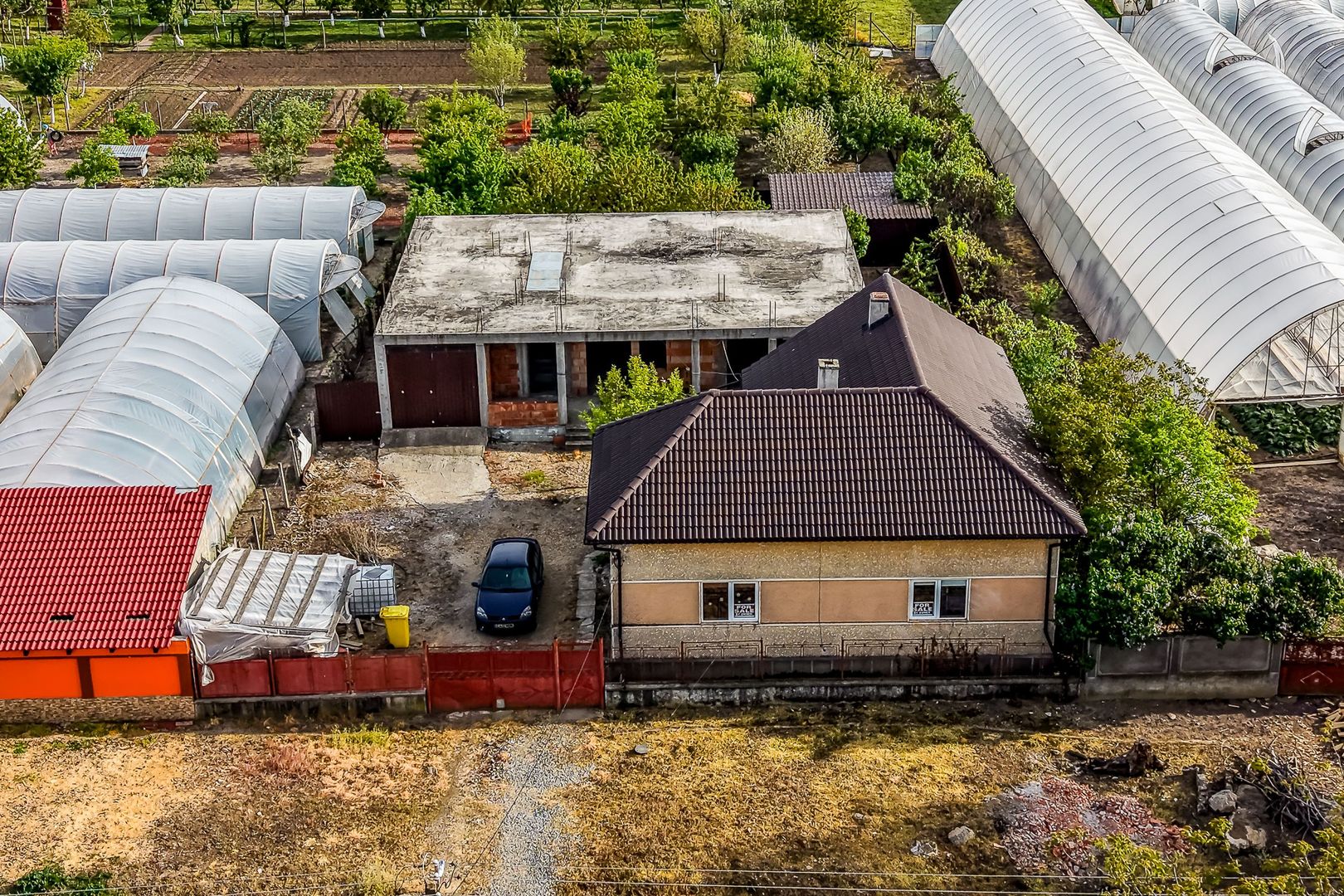 Casă finisată + casă în construcție, la același preț! - Poză 2