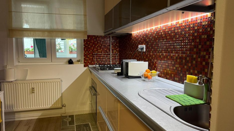 APARTAMENT 3 CAMERE RENOVAT COMPLET 2024 | ETAJ INTERMEDIAR | ZONA BABA NOVAC - Poză 2