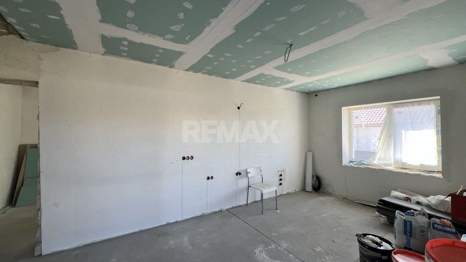 Duplex Modern în Ghidighici – 4 Camere, 96 m², 6 Ari, la 10 Minute de Chișinău - Poză 10