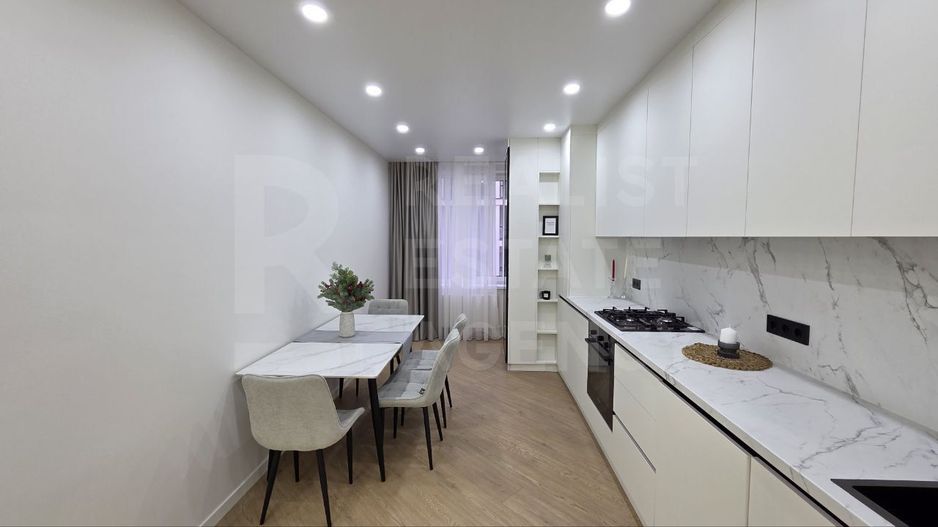 Apartament cu 2 camere+living, str. Regina Elizabeta, Durlești - Poză 3