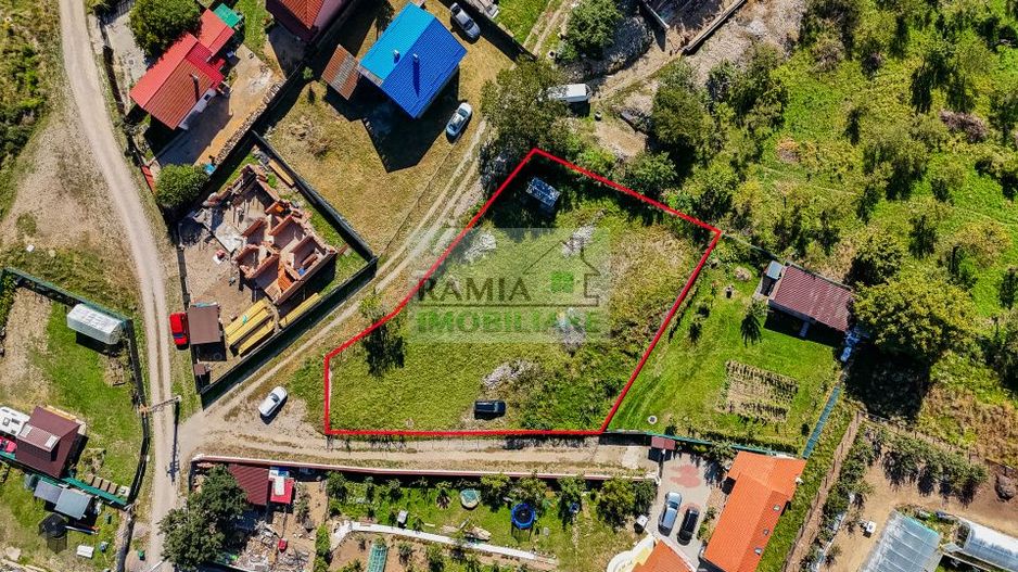 Teren intravilan, Posibilitate parcelare 500–700 mp, Carpinis-Brasov - Poză 12