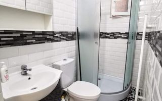 Casa cu 2 camere si curte - zona Mehala COMISION 0 % - Poză 9