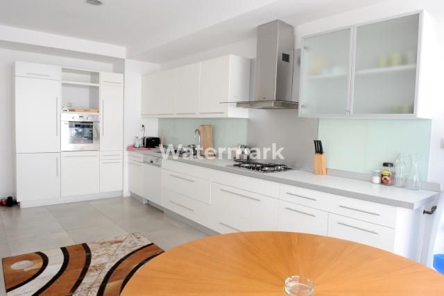 Cosmopolis - Poză 19