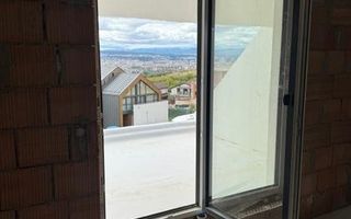 Duplex cu 4 camere, mansardă și curte proprie, zona Iris - Poză 6