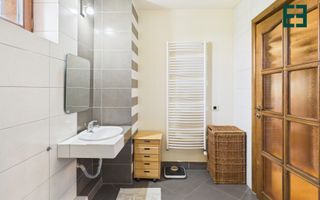 Vilă cu 6 camere - Zona Subcetate - Arad - Poză 29