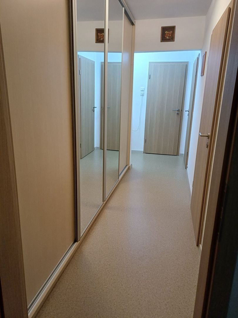 ✨ 4 camere de vanzare | renovat | Etaj 2 | Balcon mare | Metrou Gorjului - Poză 3