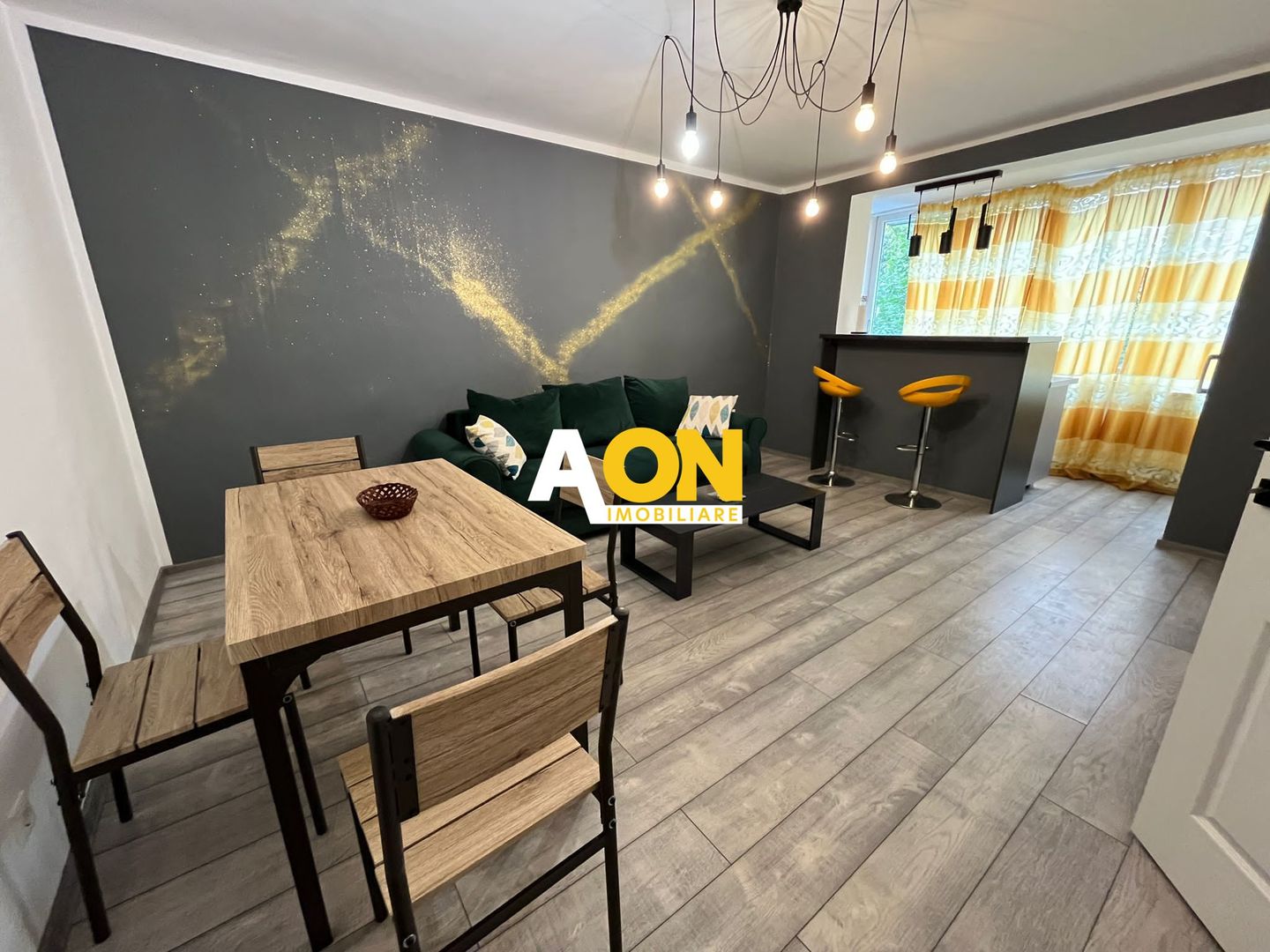 Apartament 3 Camere Superfinisat, Etaj 1 , Cetate - Poză 1