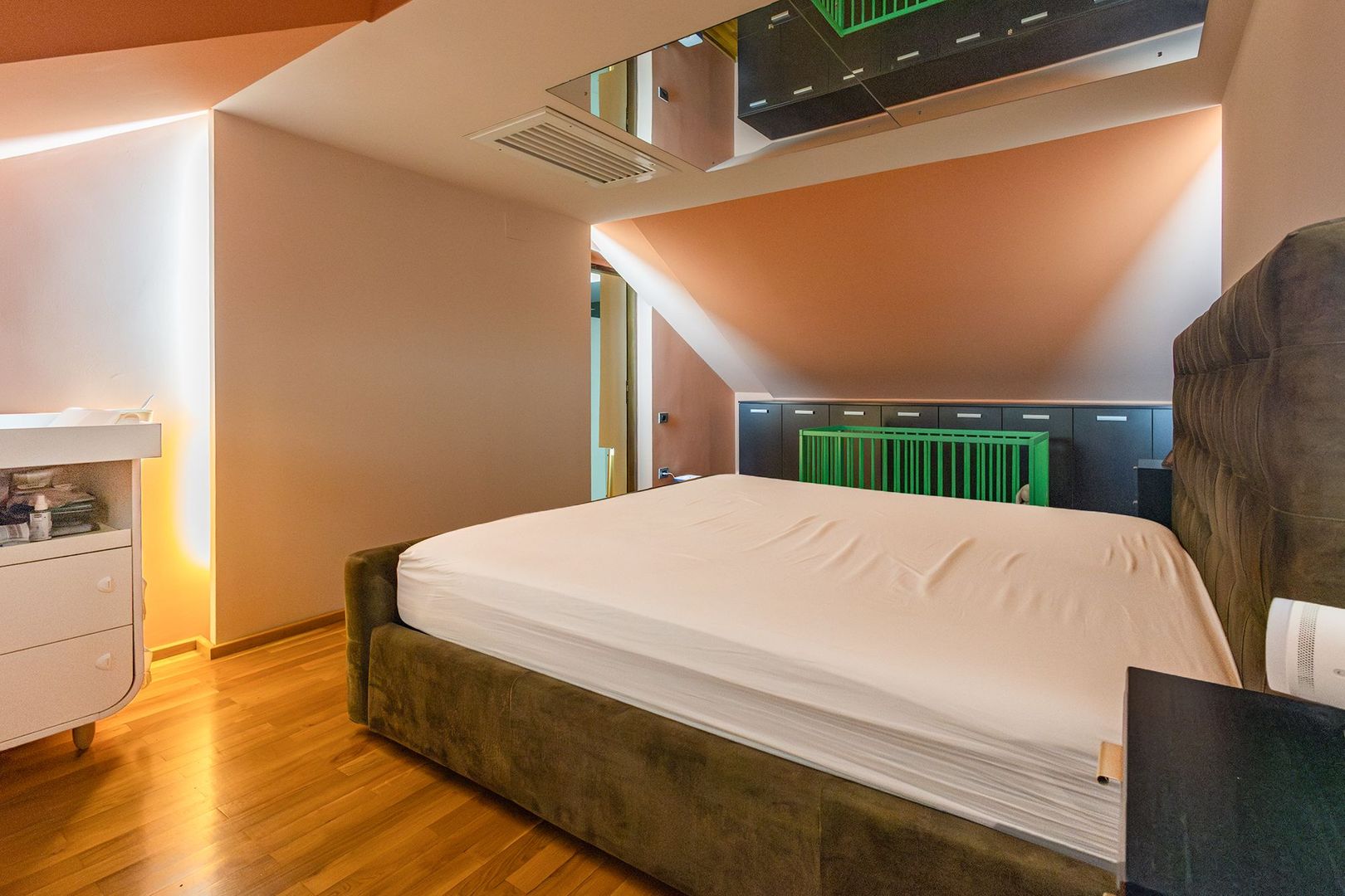 Apartament doua niveluri | 139 mp si terasa | 4 camere | Dorobantilor - Poză 17