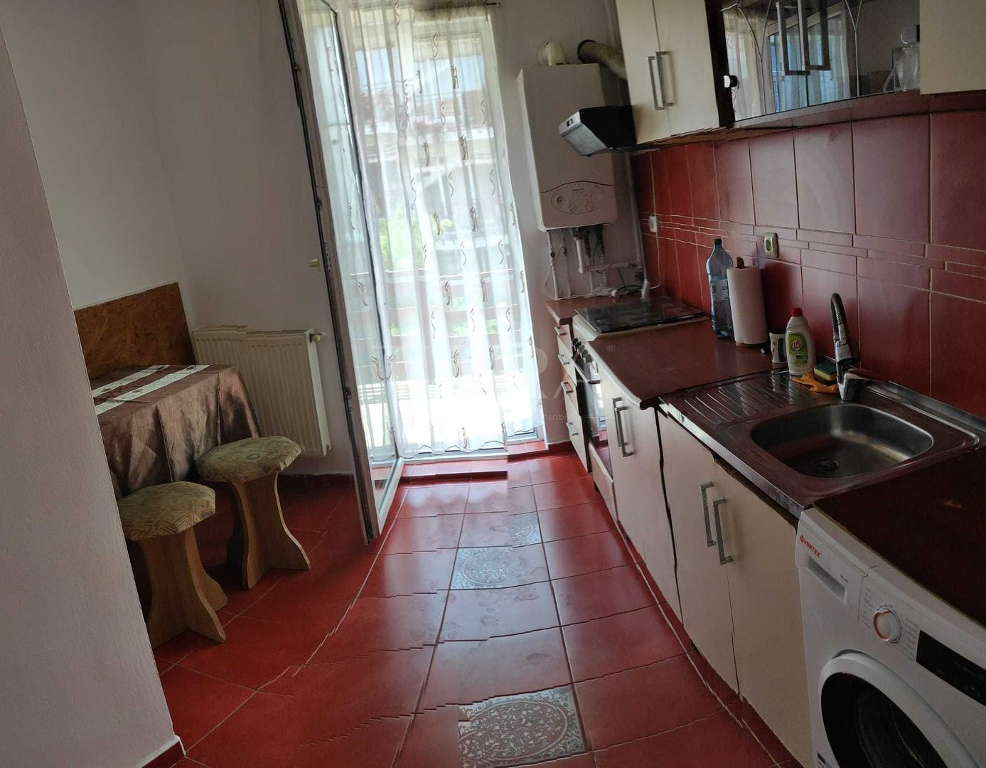 Apartament cu 1 cameră, parcare cu CF, Florești. - Poză 3