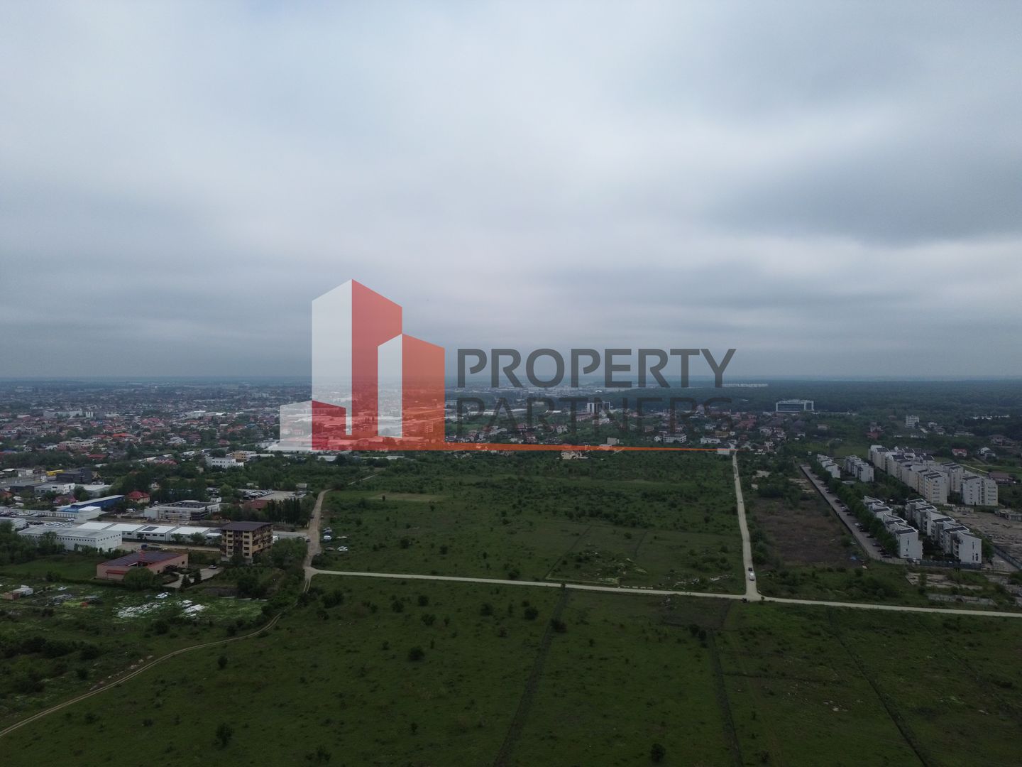 Teren Drumul Opalului -  cu Piscul Corbului - Poză 9