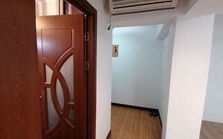 CENTRU - Birou pe Bdul Mamaia-Capitol - Poză 10