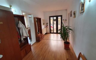 Casa cu 1064 mp teren, ideala pentru pensiune - Poză 14