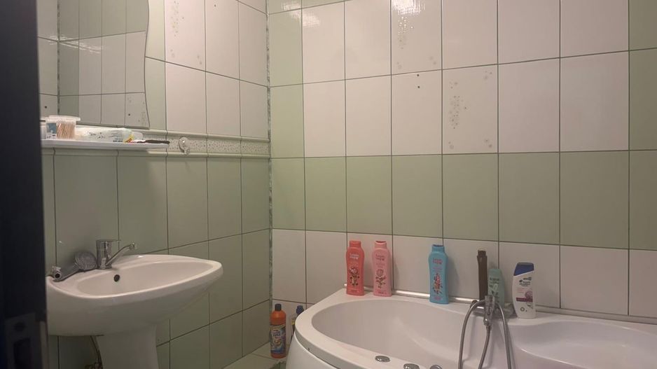 Apartament superb cu doua camere, soseaua Berceni, 550€ - Poză 8