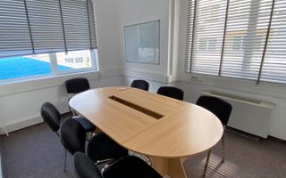 Cladire de  birouri - zona COMPLEX - Poză 23