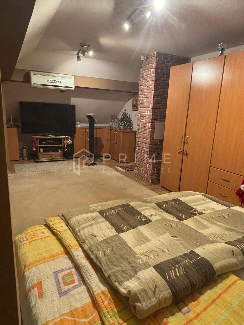 Casa cu front stradal,  7 Noiembrie, ideala clinica/cabinet/locuinta - Poză 12