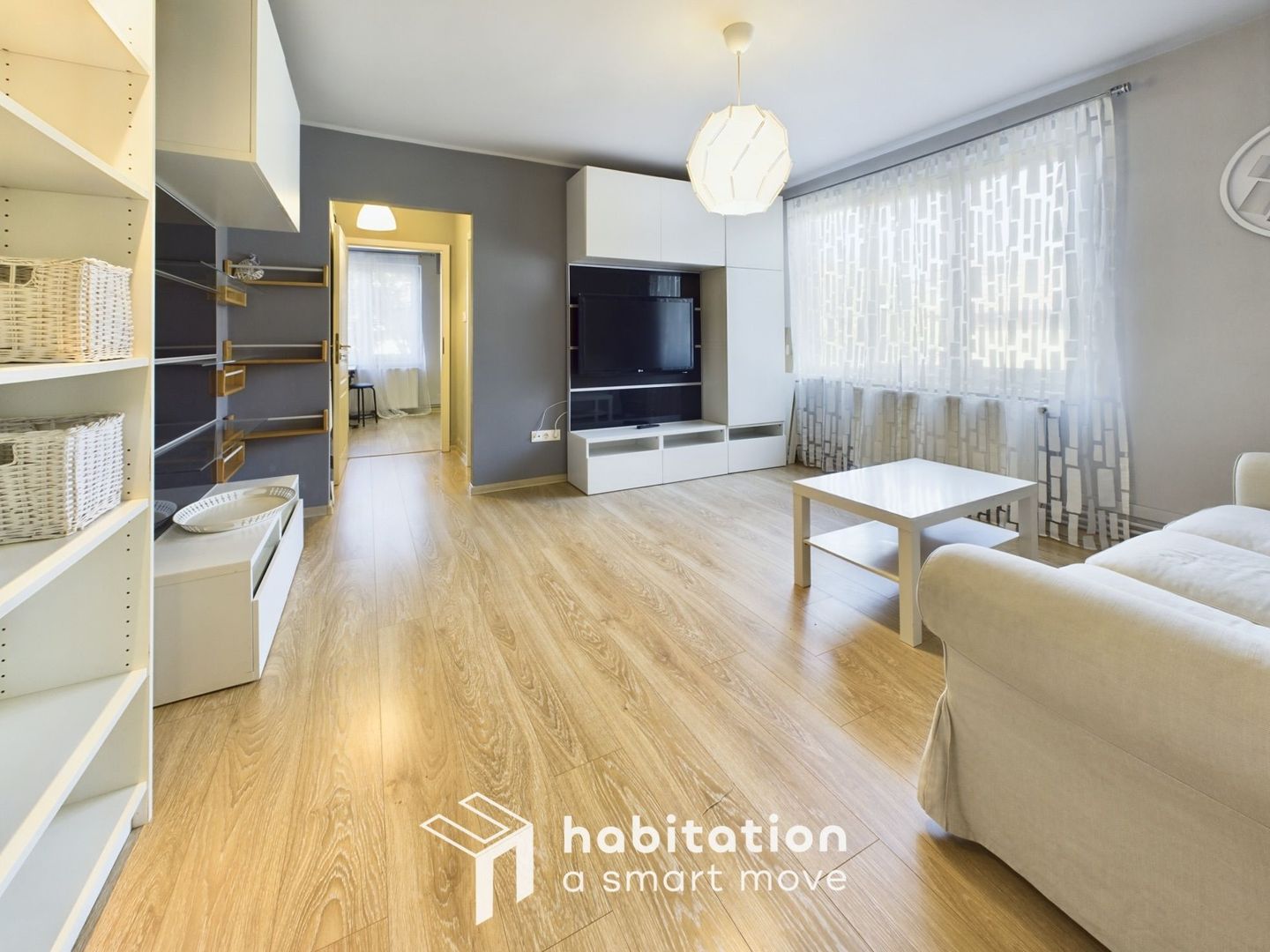 Apartament 2 camere, primitor, la doar 5 minute de Piața  Victoriei - Poză 1