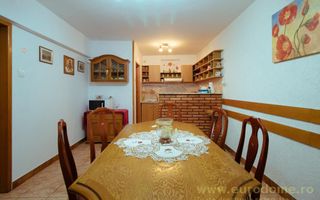 Casa renovata, mobilata si utilata complet - Poză 29