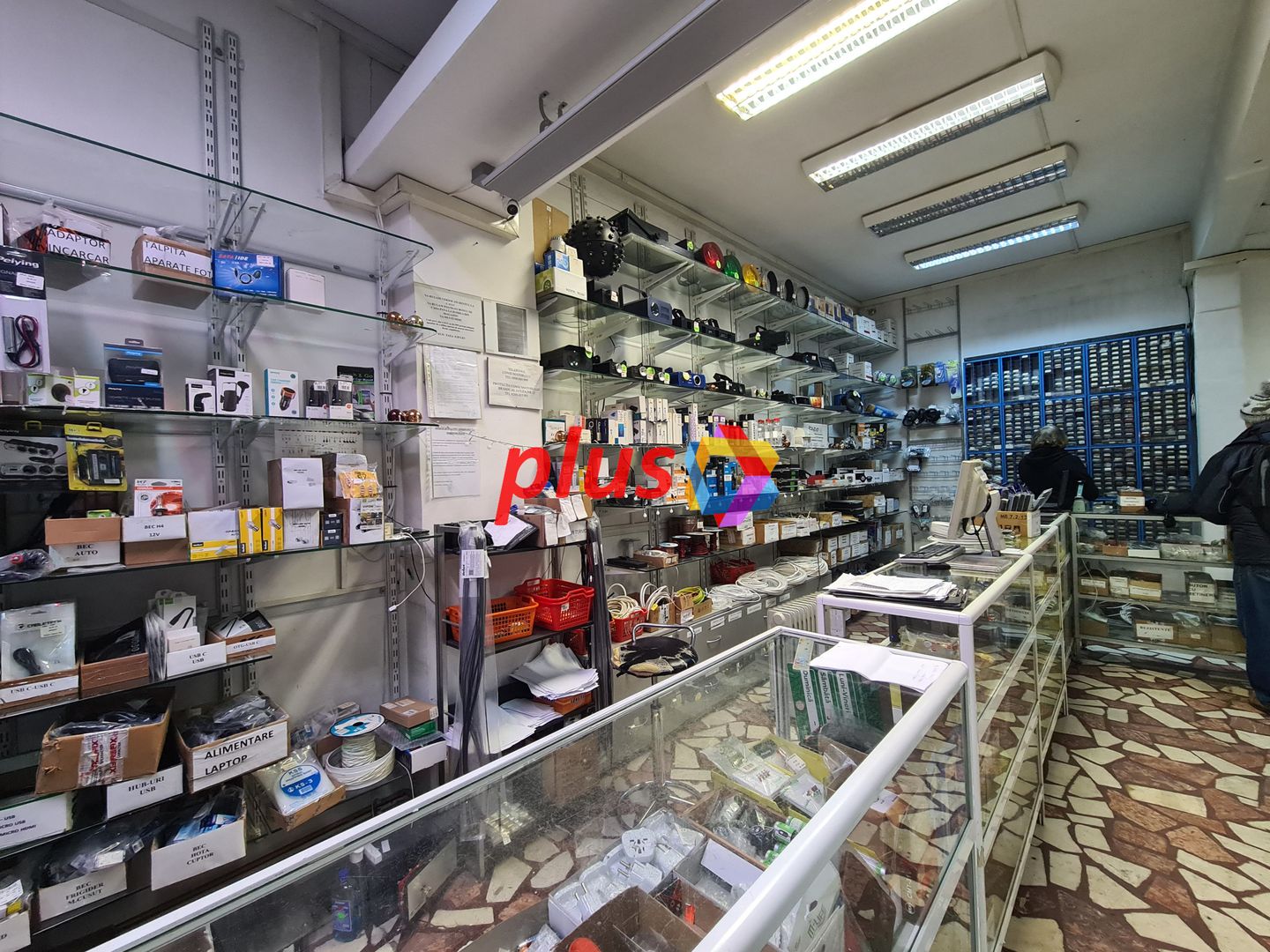 Spatiu comercial la vânzare Brasov - 120 mp # plus-imo.ro - Poză 2