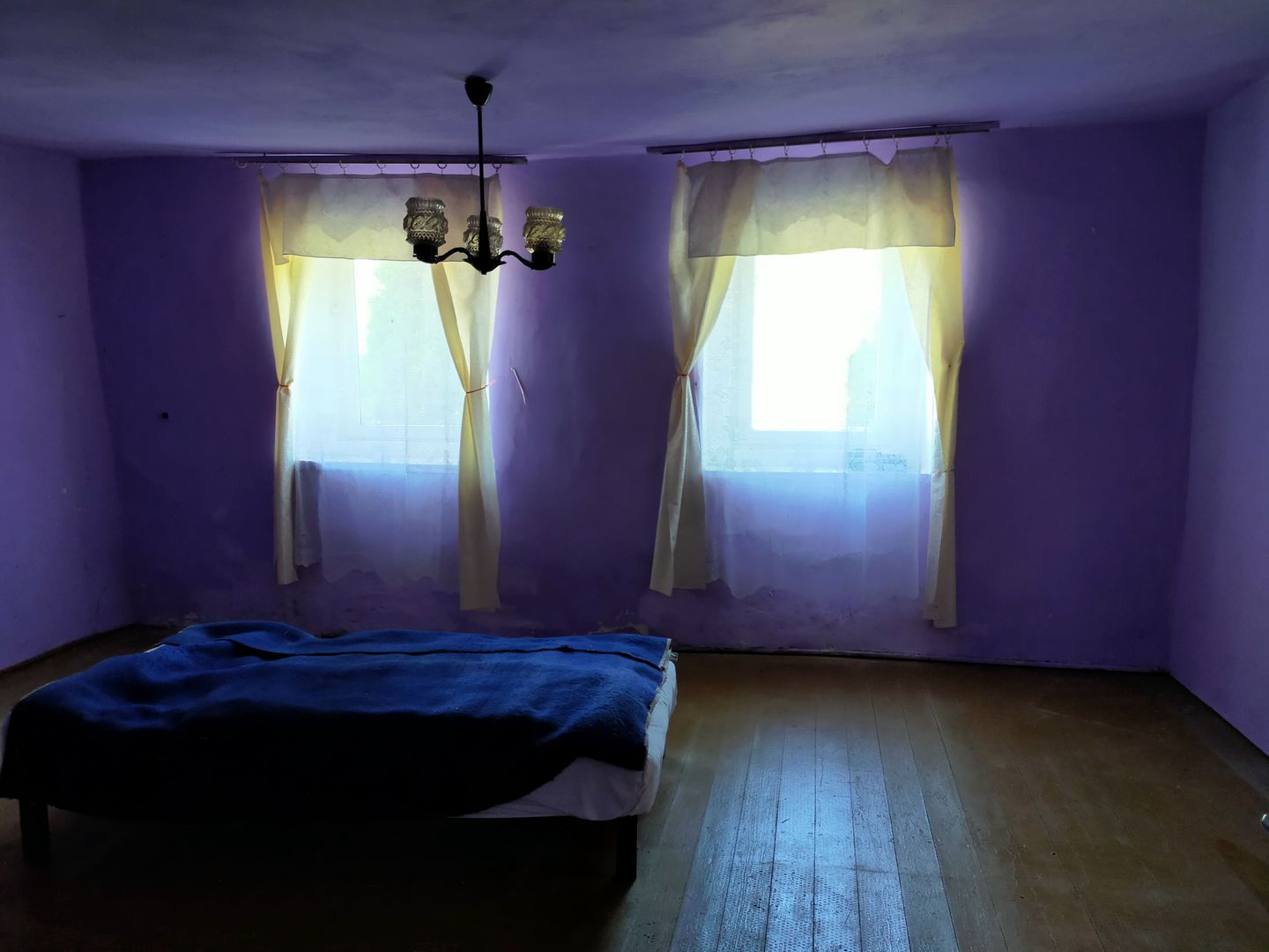 CASA 3 CAMERE IN CARANI - Poză 5