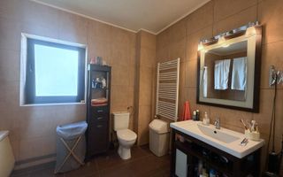 Vilă cu ieșire directă în Pădurea Băneasa – zonă Liceul Francez, Nord București - Poză 10