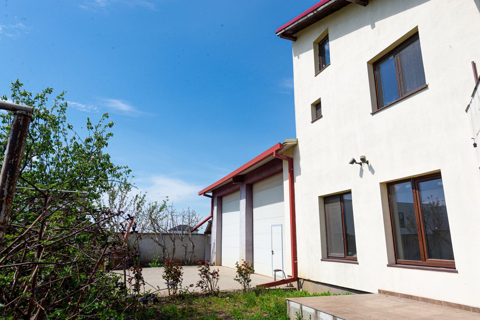 De vanzare casa+garaj/hala, teren 580mp, ideala pentru business - Poză 20