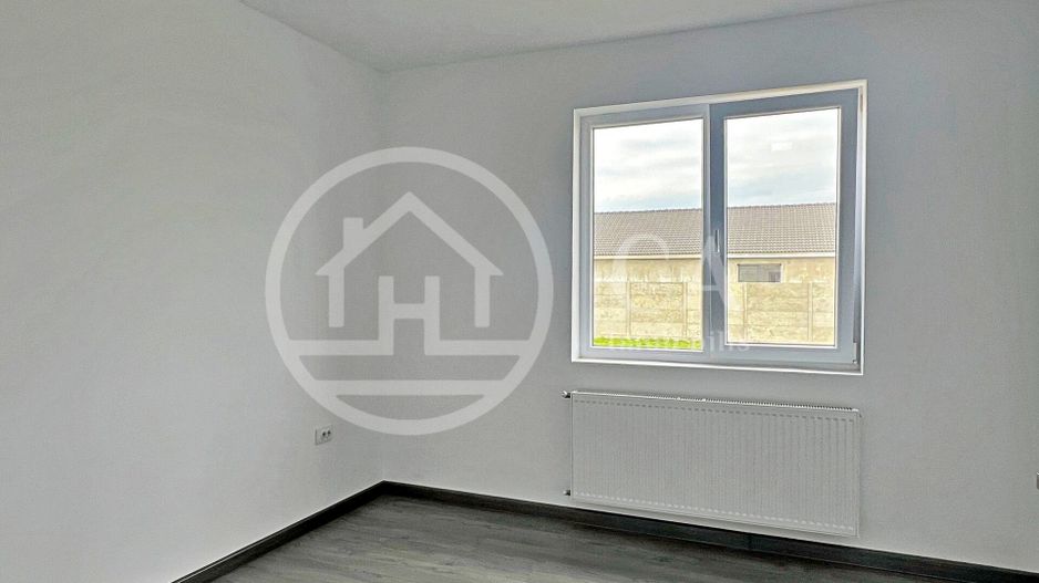 Casa de vânzare cu 4 camere in Sântandrei, Bihor - Poză 5