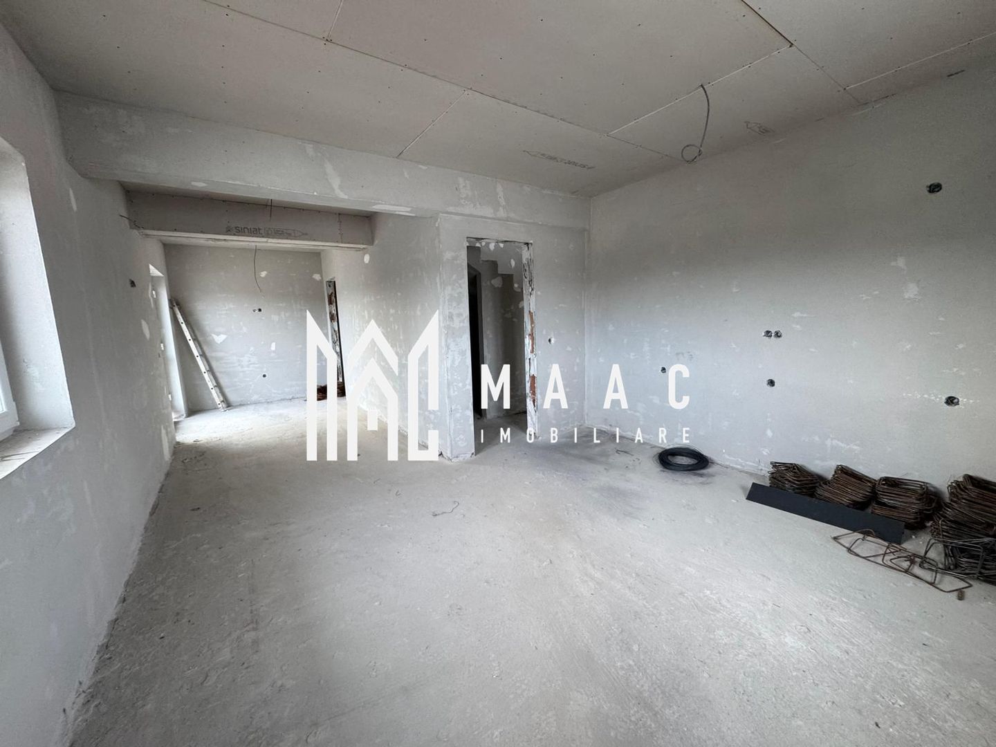 Duplex | 147 MPU | Curte 191 MP | Șelimbăr-Mohu | Central - Poză 3