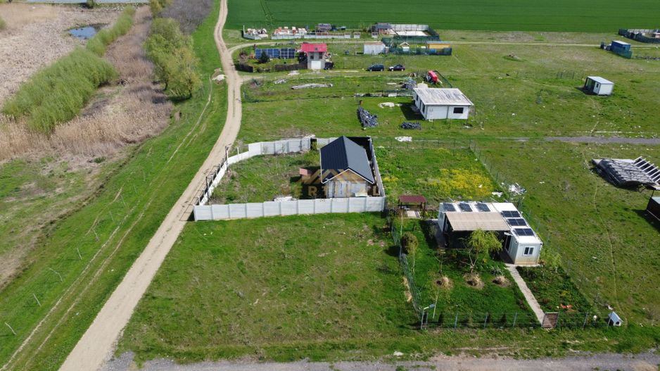 De vanzare teren pe colt cu deschidere spre balta / Berceni/Vidra - Poză 2
