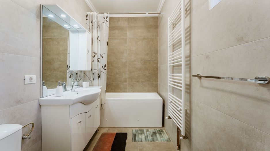 Apartament la curte cu intrare separată - Poză 6