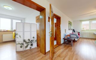 Casa cu 4 camere,237mp,zona strada Lunga - Poză 24