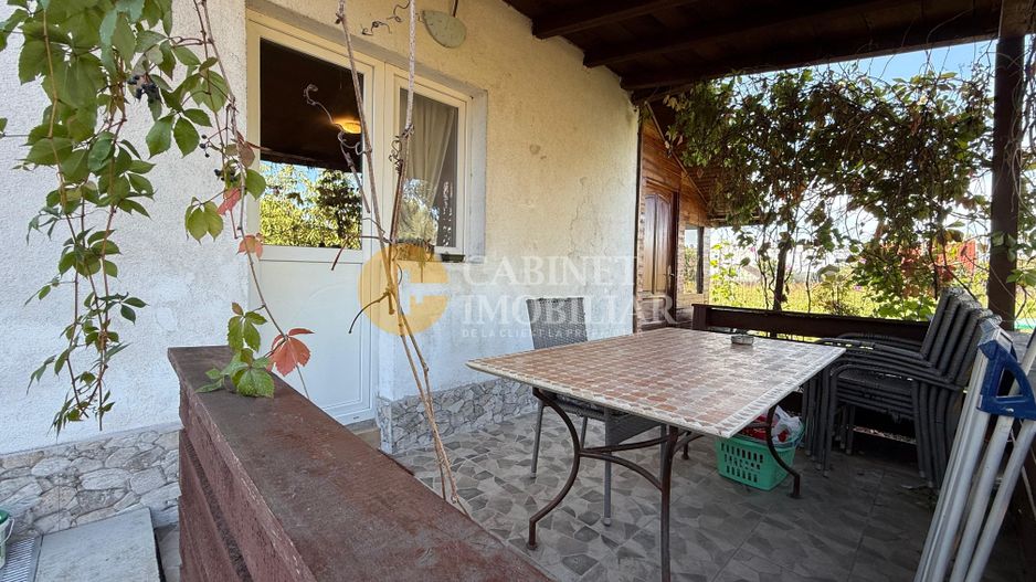 Aroneanu - Casa la asfalt - 420mp teren - 3 camere - Canalizare - Poză 14