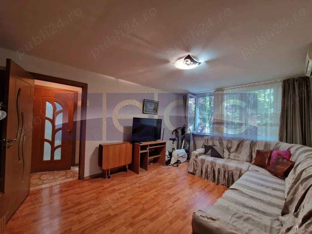 DE VANZARE AP 3 CAMERE 63 MP DEUMUL TABEREI | SEMIDECOMANDAT | METROU - Poză 1