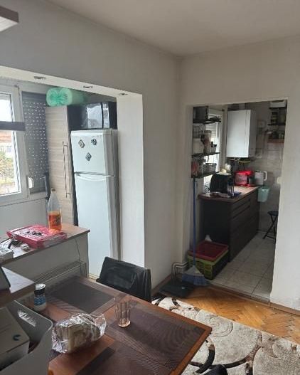 Apartament 3 camere, 31mp, etaj 4/4, bloc anvelopat, acoperis - Piata Doina - Poză 8