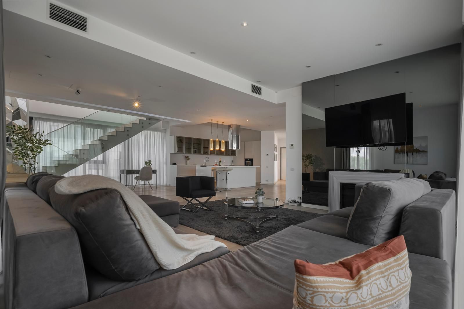 Penthouse tip duplex | 4 camere | One Herastrau Park - Poză 5